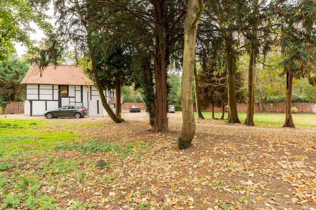 Dorney Windsor Legoland 5 Star Stay For Upto 14 Guests Exterior foto